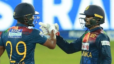 Dhananjaya de Silva and Akila Dananjaya help Sri Lanka in level series