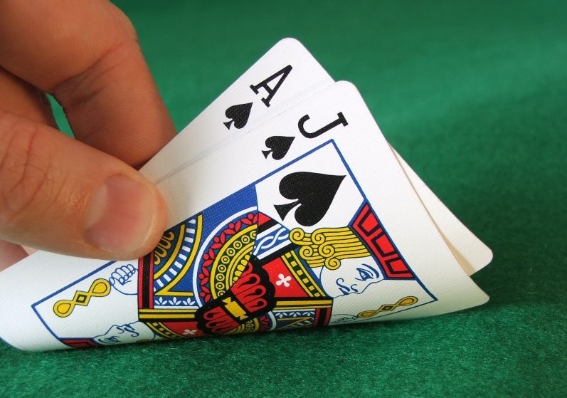 How To Play Blackjack Card Game And strategies To Wi