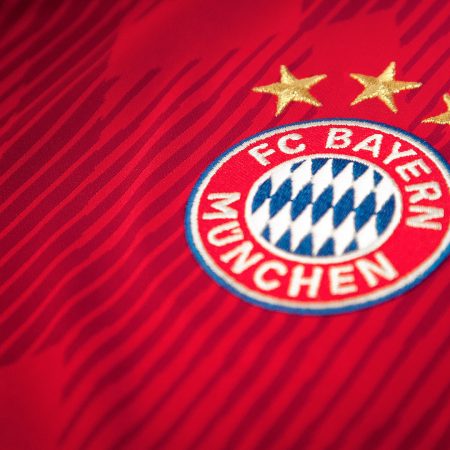 Bayern Munich defeated Borussia Dortmund  3-1  to win the German Super Cup