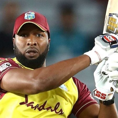 Kieron Pollard protests the umpire’s decision to stand near a 30-yard circle in Caribbean Premier League: CPL 21