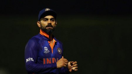 The 7th or 13th over should be bowled by Virat Kohli in T20 World Cup 2021