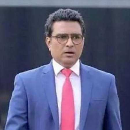 Sanjay Manjrekar says “Coming into such a situation, at this stage if his career is truly a sign of his greatness” in IPL 2021
