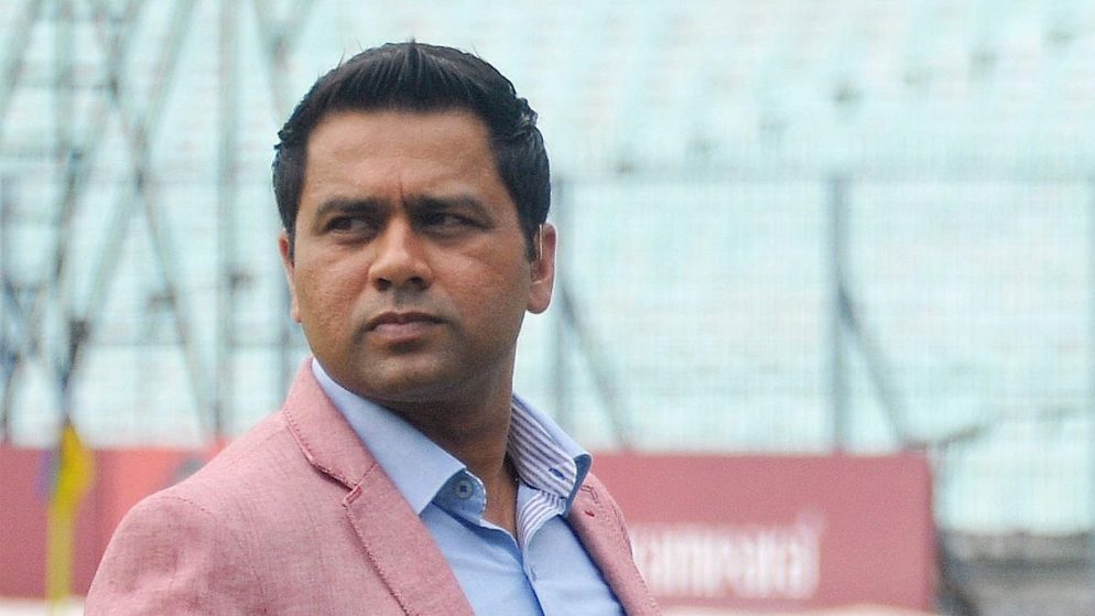 Aakash Chopra says “They were either hitting sixes or getting out” in T20 World Cup 2021