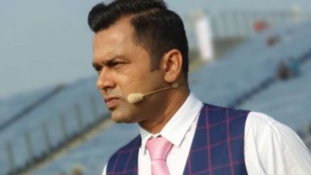 Aakash Chopra says “BCCI should seriously consider allowing 5 overseas players” in IPL 2021