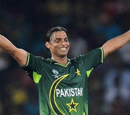 Shoaib Akhtar says “Why can I see two camps within the Indian team” in T20 World Cup 2021