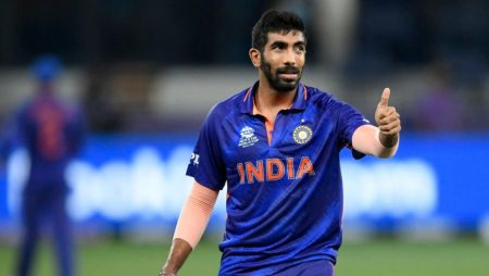 Sunil Gavaskar to Jasprit Bumrah “There should be no excuse” in T20 World Cup 2021