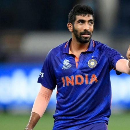 Sunil Gavaskar to Jasprit Bumrah “There should be no excuse” in T20 World Cup 2021