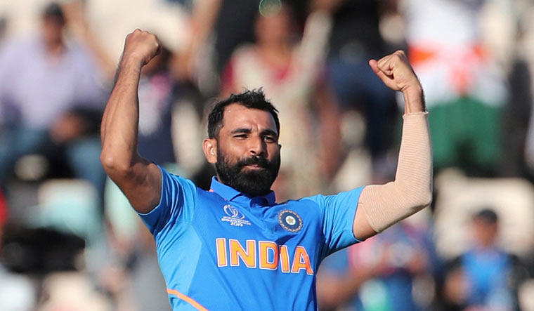 Sanjay Manjrekar says “India clearly has better bowlers than Shami in T20 cricket” in T20 World Cup 2021