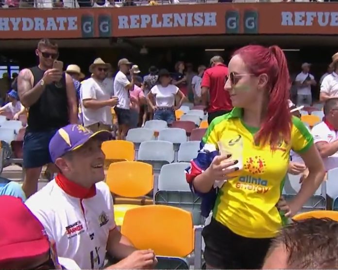 Ashes Test: A fan proposes to his girlfriend during the first Ashes at the Gabba