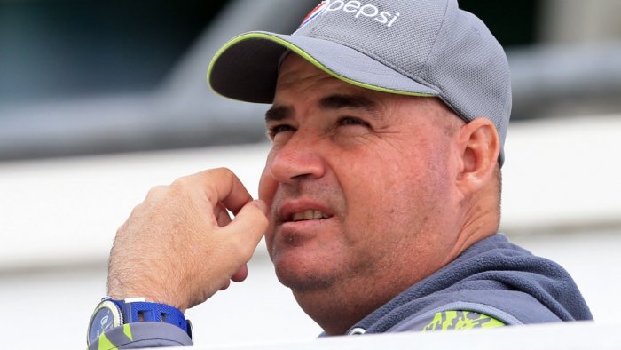 Mickey Arthur: To improve their test side, England must prohibit their players from participating in the IPL.