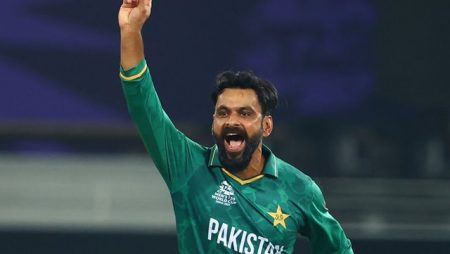 Mohammad Hafeez is expected to play in the Dhaka Premier League in 2022.