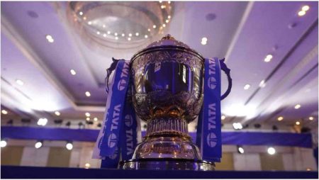 The IPL 2022 playoff matches are expected to be held in Lucknow and Ahmedabad.