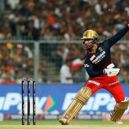 Rajat Patidar Slams 49-ball Ton in IPL 2022 Eliminator to Make Up For RCB Triumvirate’s Absence