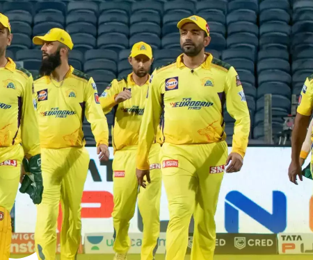 MS Dhoni Disappointed After CSK Misses Easy Run Out In IPL 2022 Match Against Delhi Capitals