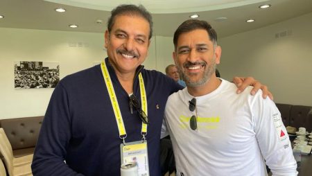 3rd T20I between India and England: Ravi Shastri’s Photo with MS Dhoni Goes Viral