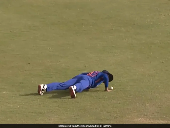 Shikhar Dhawan Attempts Push-Ups, Drawing Laughter From Teammates In First ODI Against West Indies
