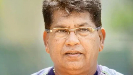 Kolkata Knight Riders appointed domestic cricket legend Chandrakant Pandit as their new head coach.