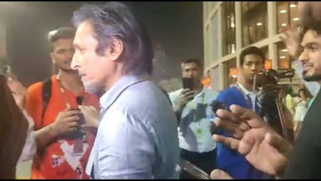Fans React to Video of Ramiz Raja Snapping At An Indian Journalist