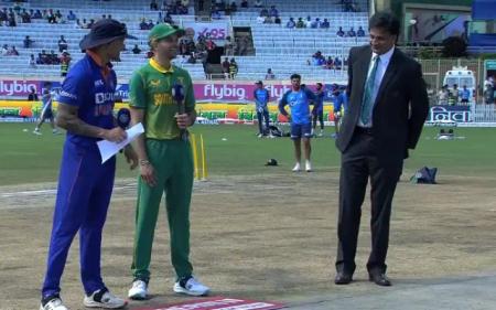 IND versus SA: Match Referee Javagal Srinath humorously forgets to throw out a coin during the coin toss.
