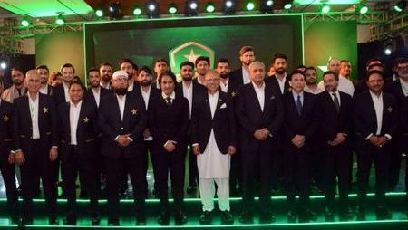 Pakistani squad gets praised by General Qamar Javed Bajwa – ‘Made the country proud by leaving the multi-billion dollar teams behind’